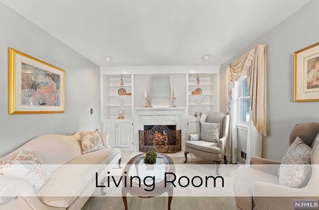 426 Mercer Ave, River Edge, NJ 07661