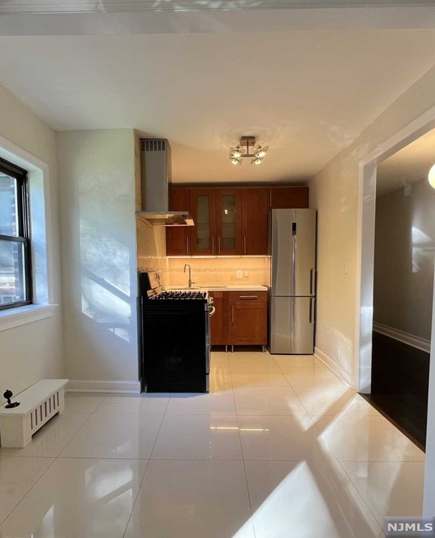 400 Fairview Ave #2f, West Fort Lee, NJ 07024