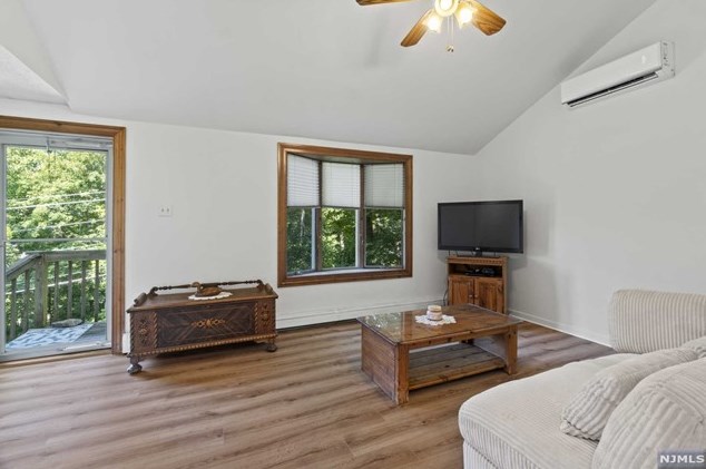 10 Tall Oaks Dr, Hardyston NJ 07419-2022 exterior