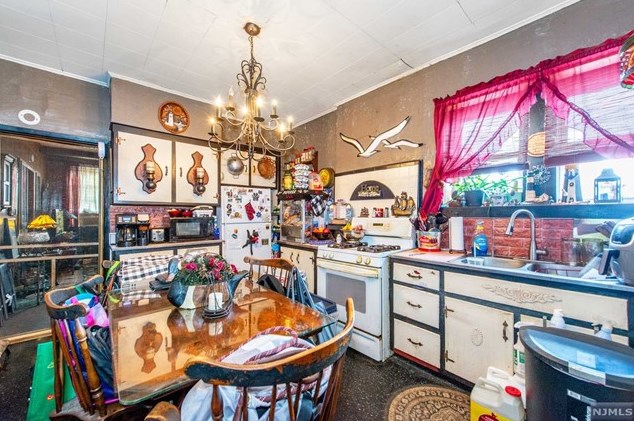 120 Franklin St, Belleville NJ 07109-1063 exterior