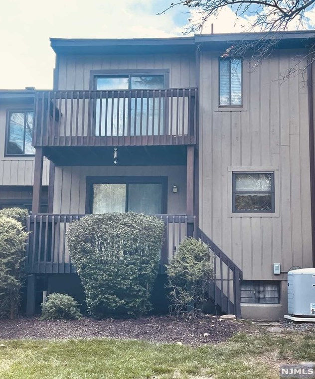 38 Park St, Florham Park NJ 07932-1794 exterior