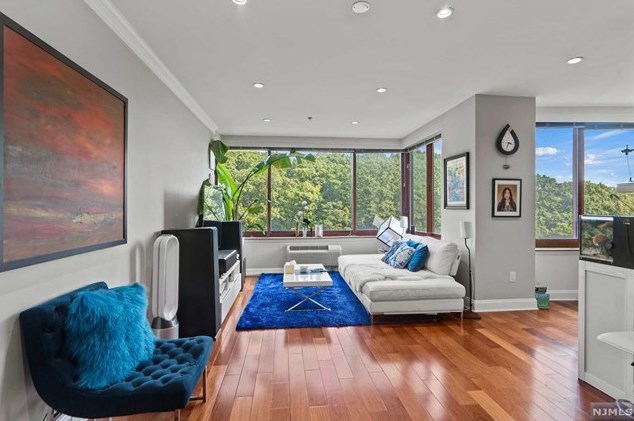 100 Old Palisade Rd #l2, West Fort Lee, NJ 07024