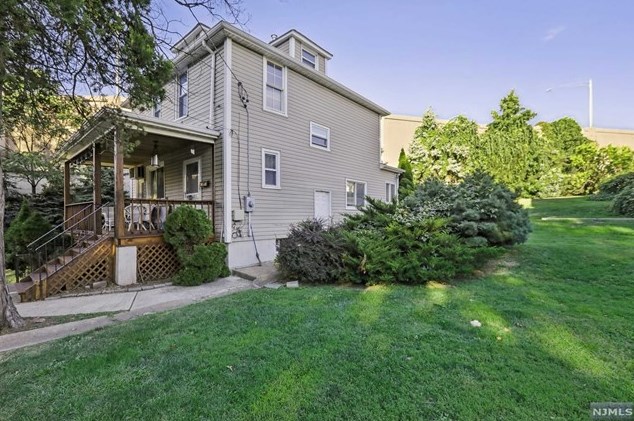 540 Main St, Lodi, NJ 07644-2036
