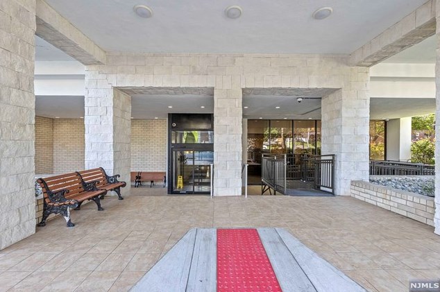 1600 Center Ave #11c, West Fort Lee, NJ 07024