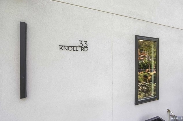 33 Knoll Rd, Tenafly, NJ 07670