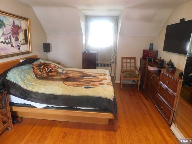 358 Blvd, Hasbrouck Heights NJ 07604-1920 exterior