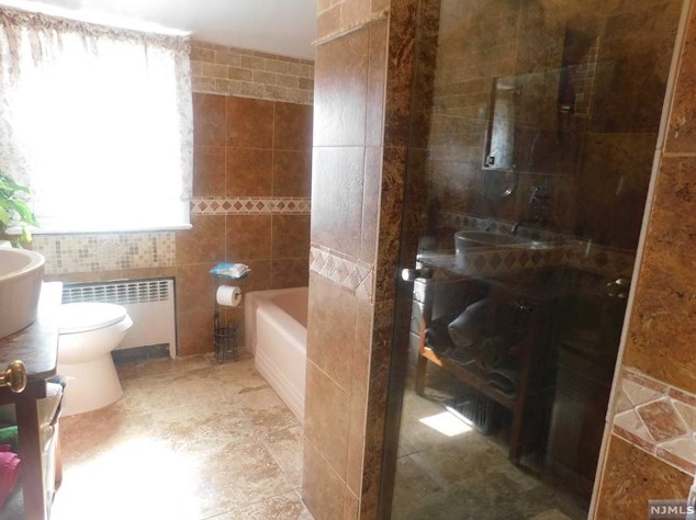 358 Blvd, Hasbrouck Heights NJ 07604-1920 exterior