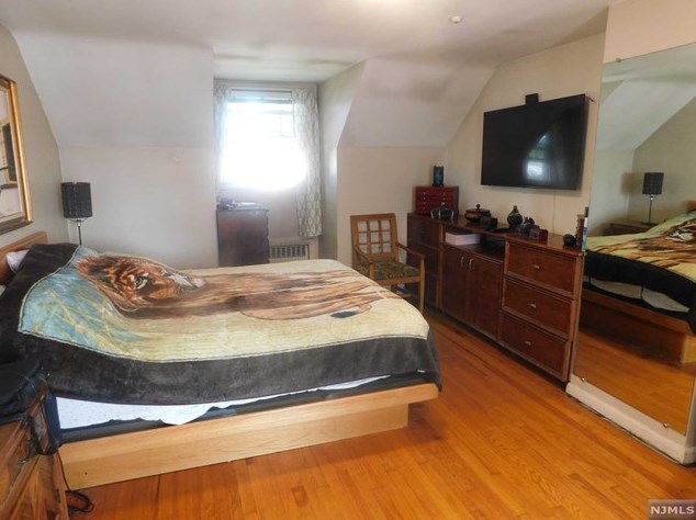 358 Blvd, Hasbrouck Heights NJ 07604-1920 exterior