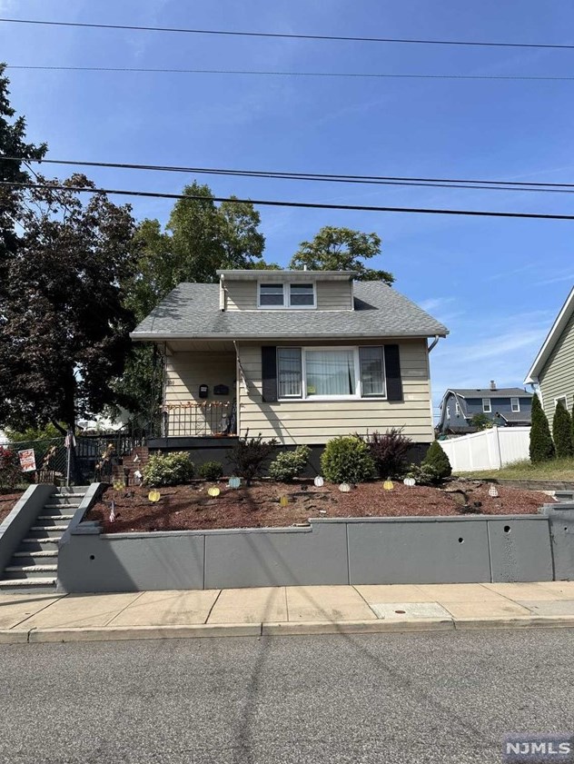 109 Dewey Ave, Paterson, NJ 07512