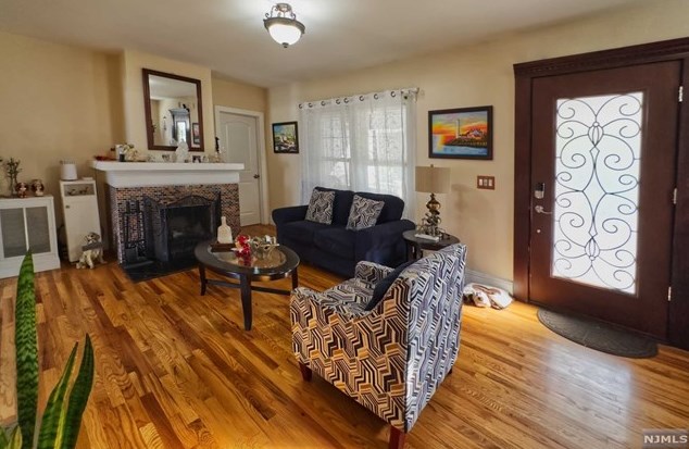 124 Grand Ave, Ridgefield Park, NJ 07660