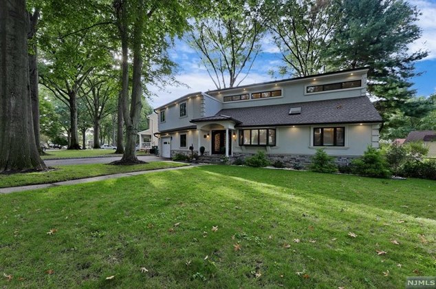 56 Demarest Rd, Paramus, NJ 07652