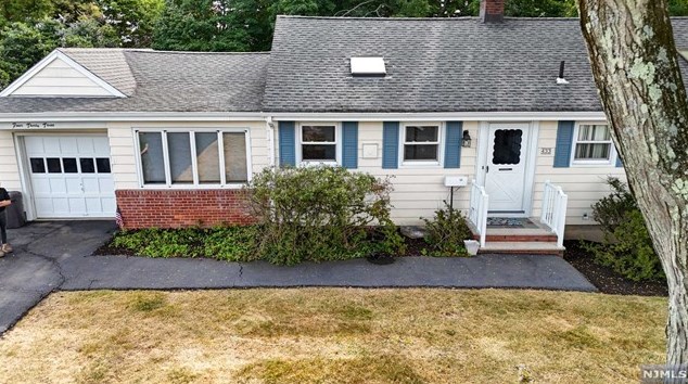 433 West Ave, Rockleigh, NJ 07647
