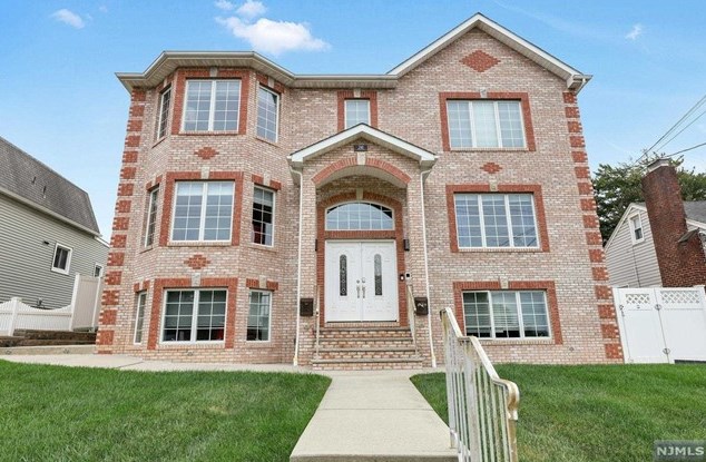 248 Orient Way, Lyndhurst, NJ 07071-1618