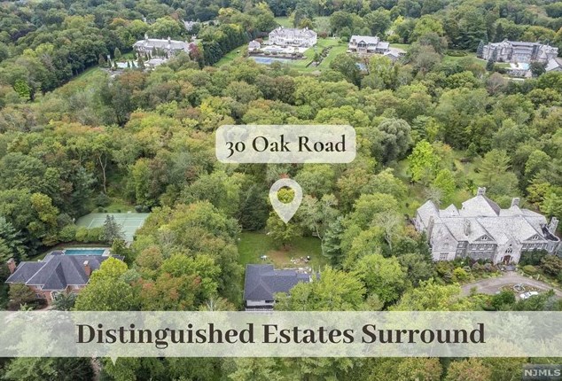 30 Oak Rd, Upper Saddle River, NJ 07458