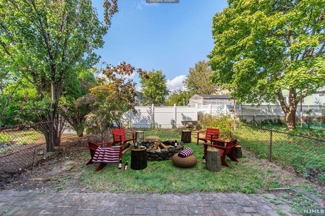 79 Sycamore Rd, Jersey City, NJ 07305