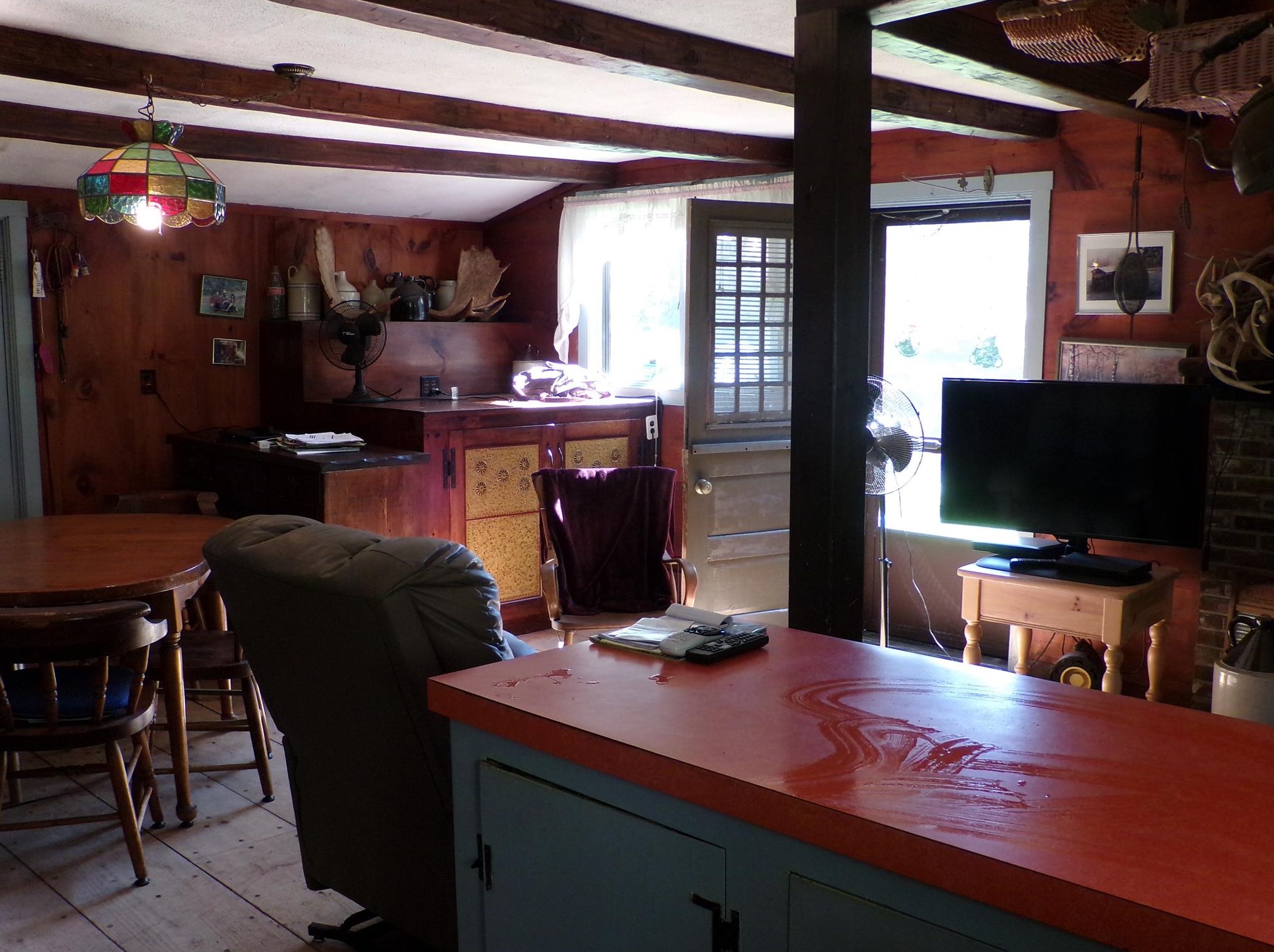 1562 Hooksett Rd, Manchester NH 03106-1008 exterior