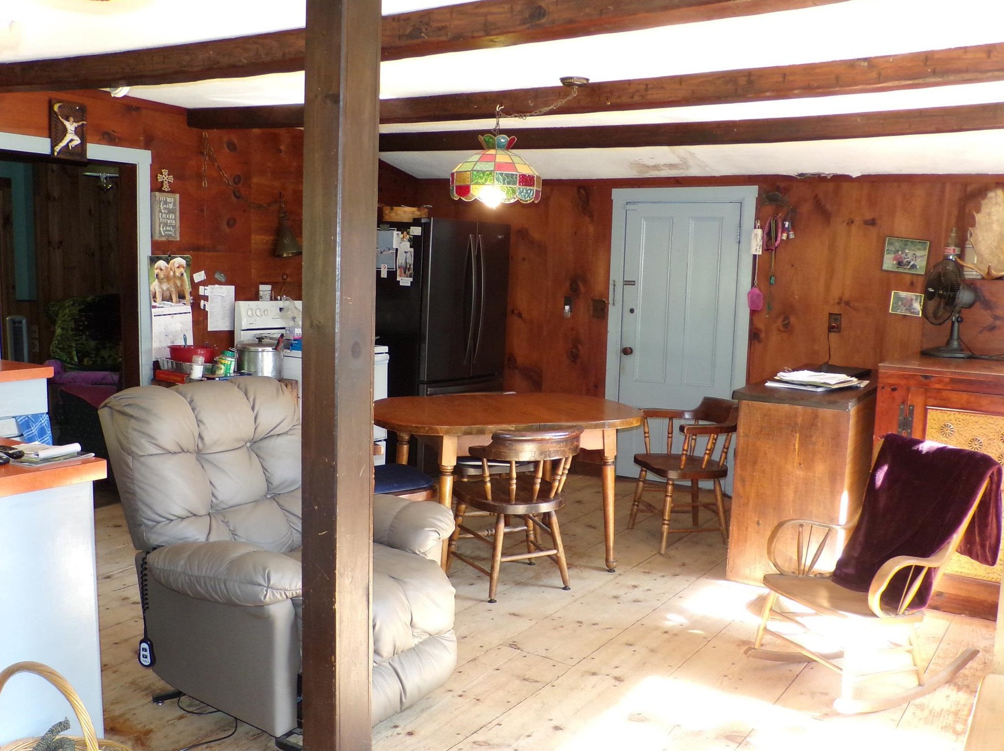 1562 Hooksett Rd, Manchester NH 03106-1008 exterior