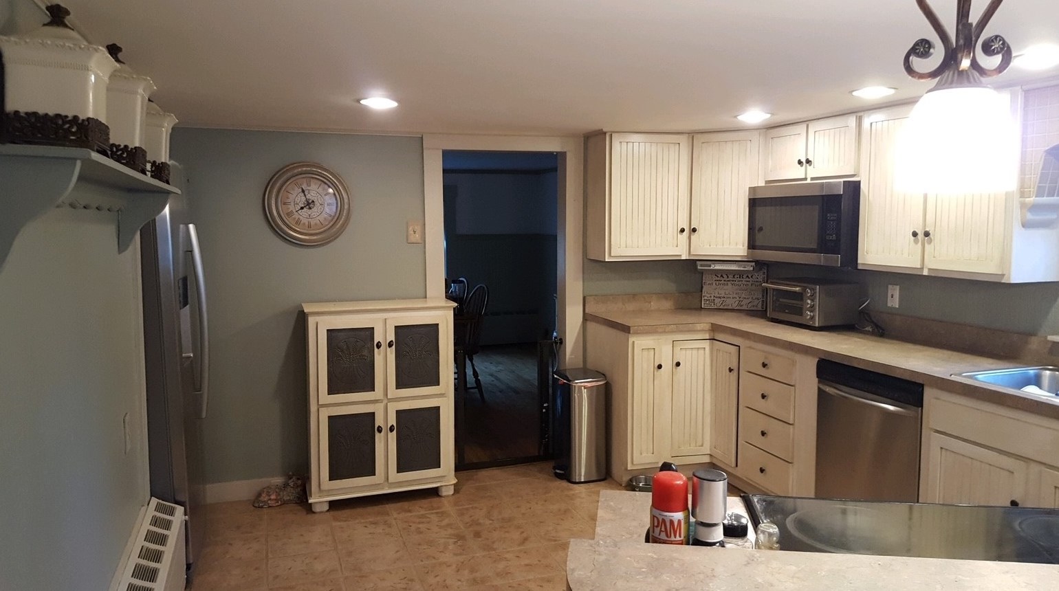 207 Meriden Rd, Lebanon NH 03766-2300 exterior