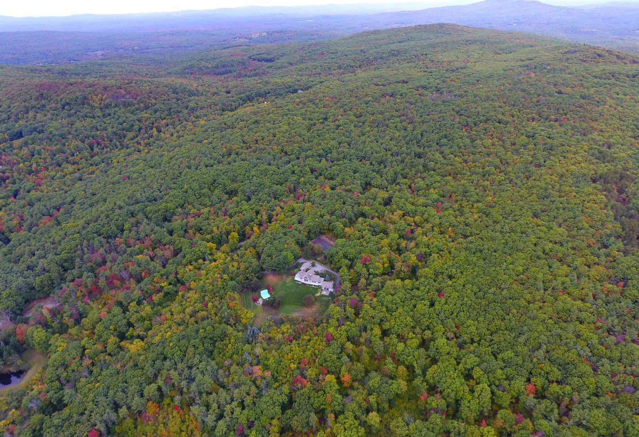206 Pinnacle Rd, Lyndeborough, NH 03082-5827