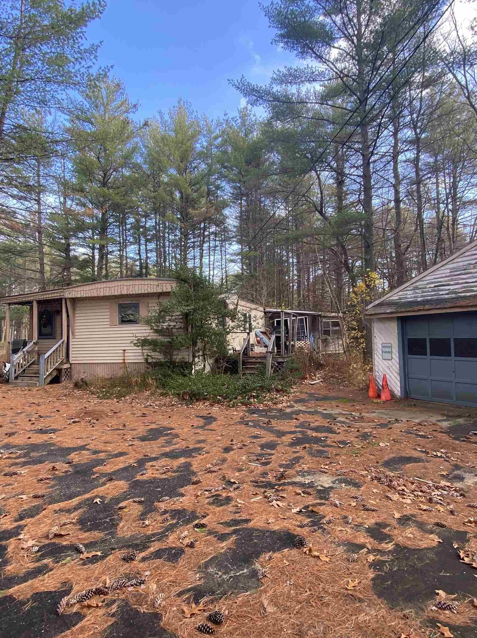 33 Jessica Dr, Rochester, NH 03839-4940