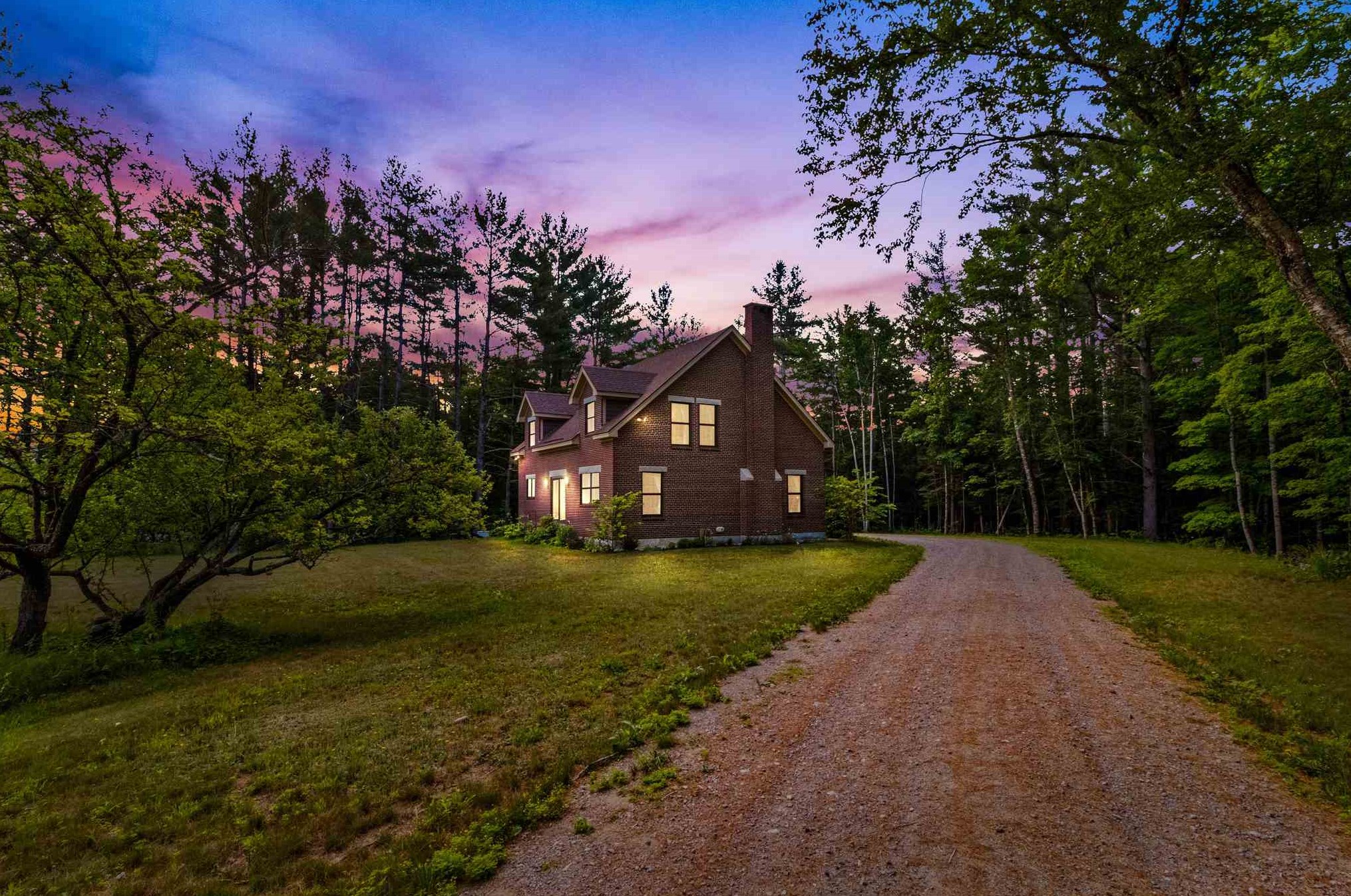 2214 Main, Conway, NH 03813