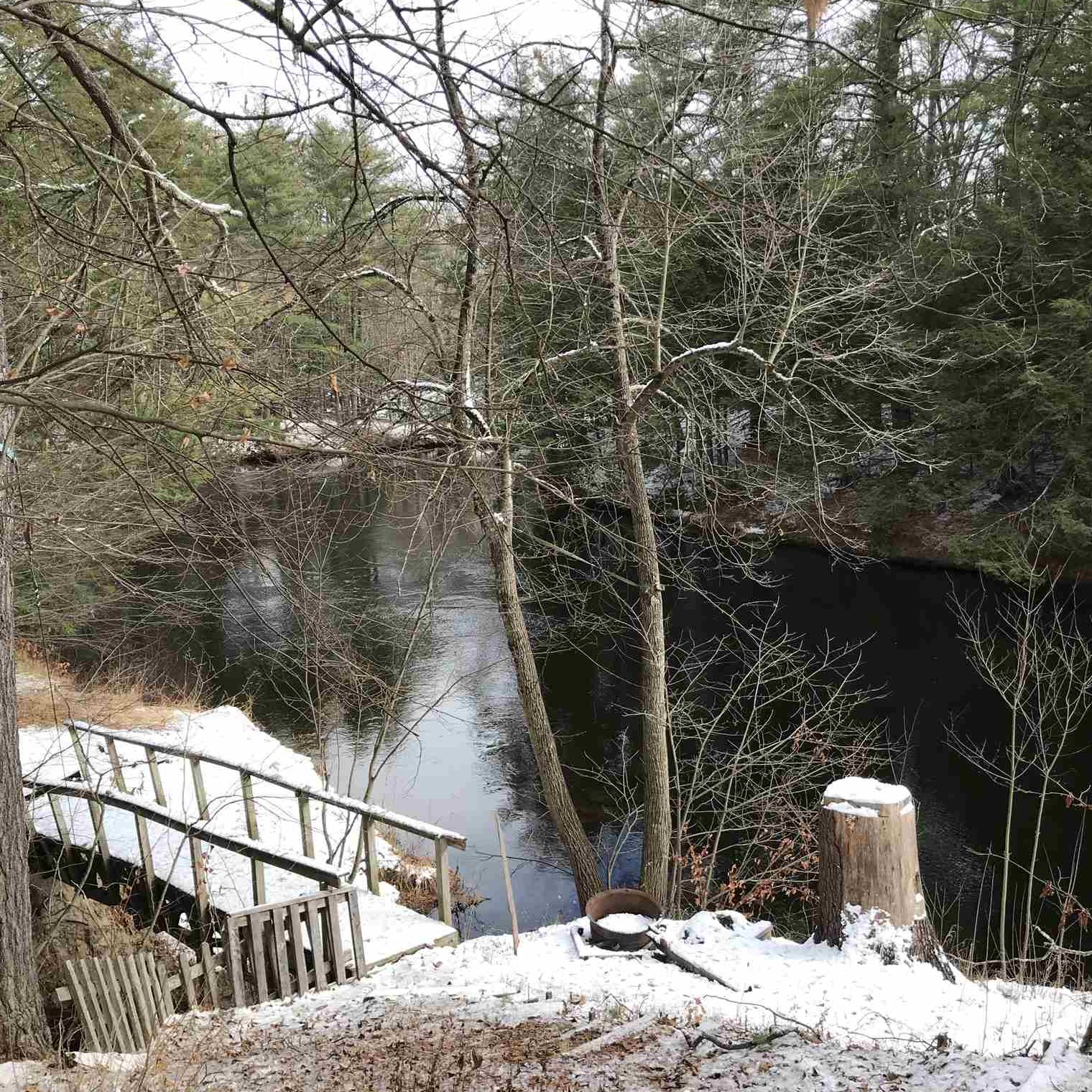36 Turkey Hill Rd, Merrimack, NH 03054 exterior