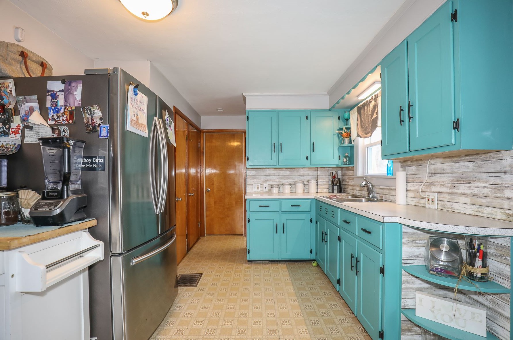 43 Fremont St, Manchester NH 03103-2919 exterior