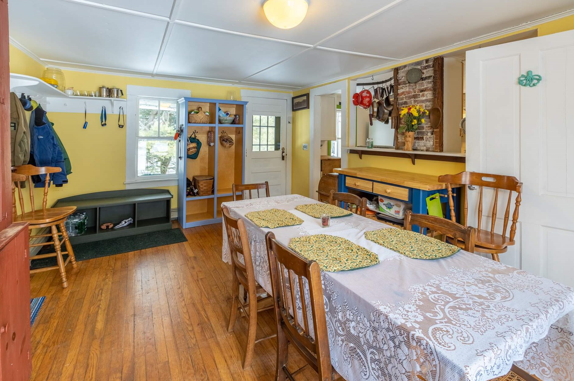 71 Goose Pond Rd, Hanover NH 03755-3923 exterior