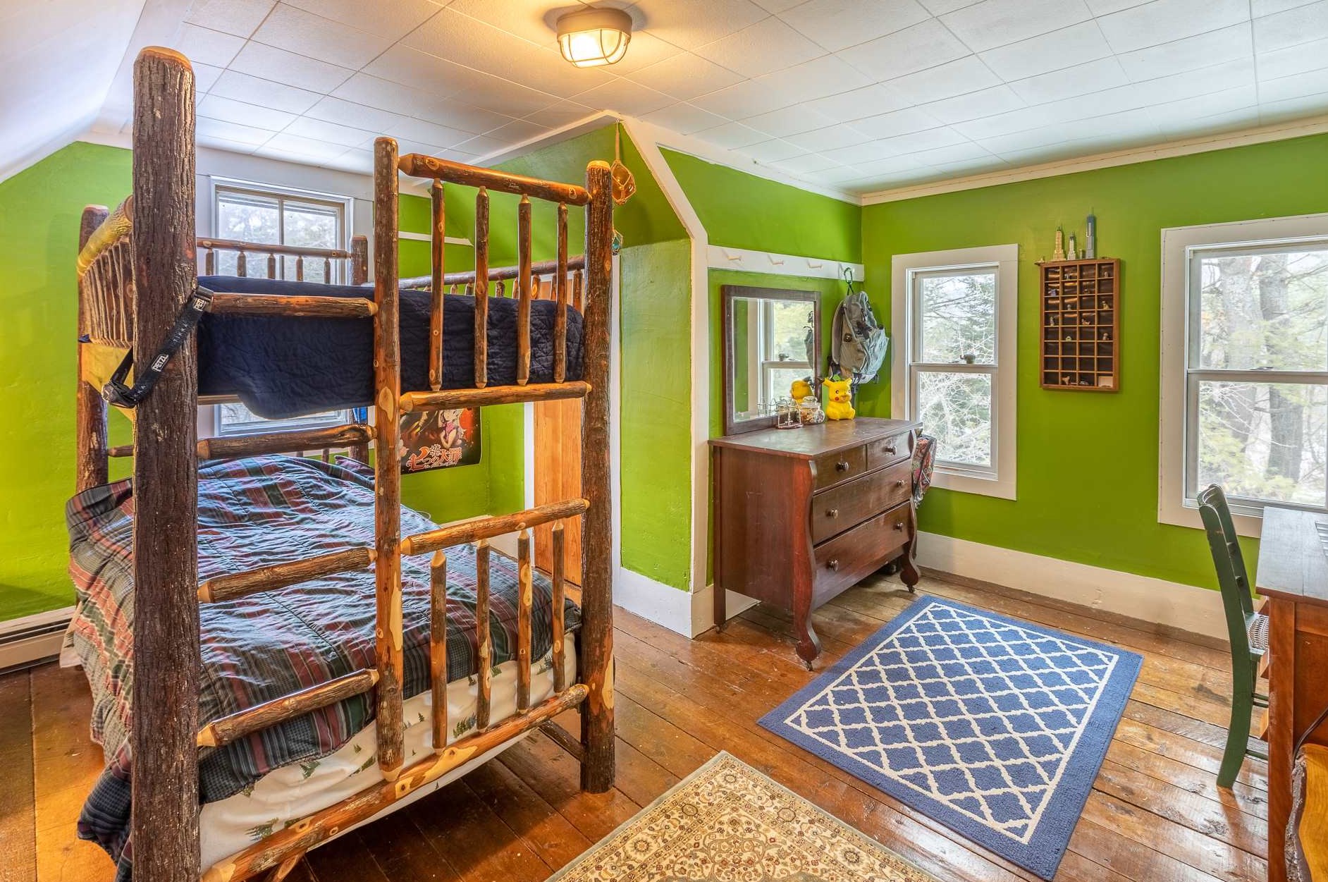 71 Goose Pond Rd, Hanover NH 03755-3923 exterior