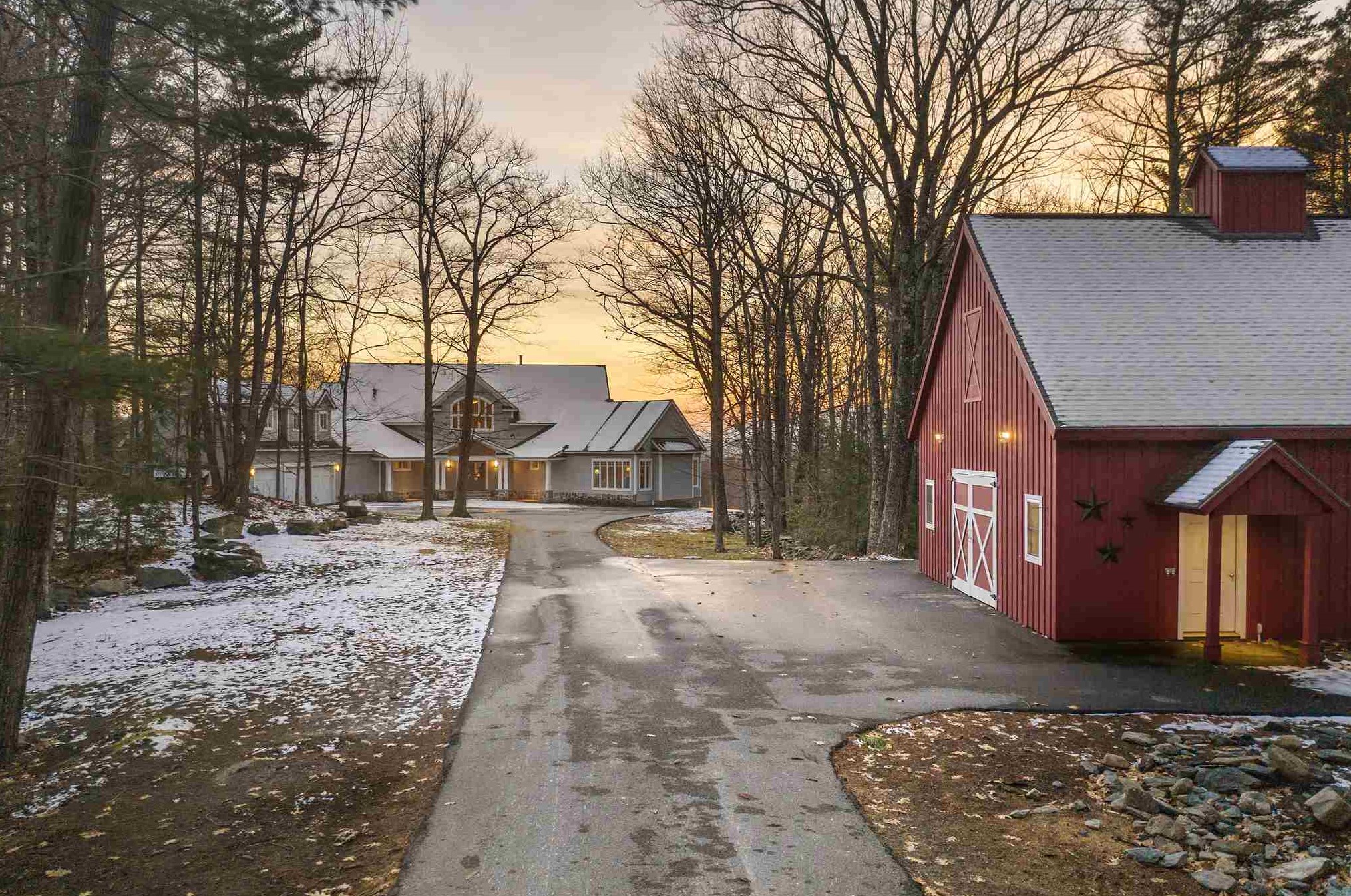 131 Ladieu Rd, Plainfield, NH 03781-5176