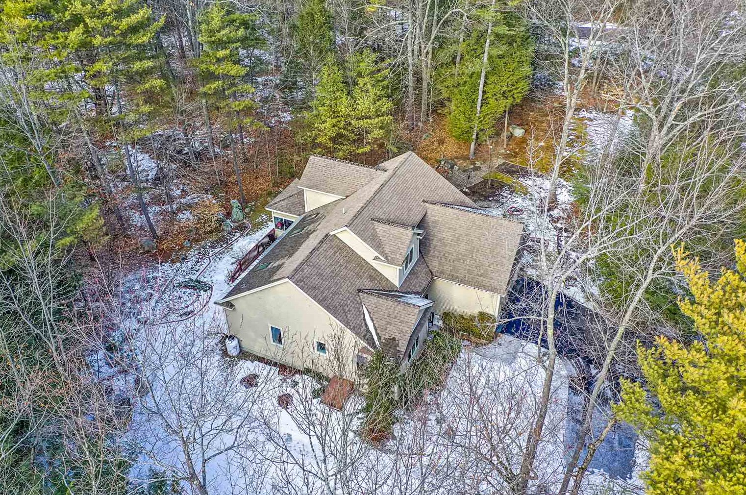 3 Knights Pond Ln, Tuftonboro, NH 03894-4488