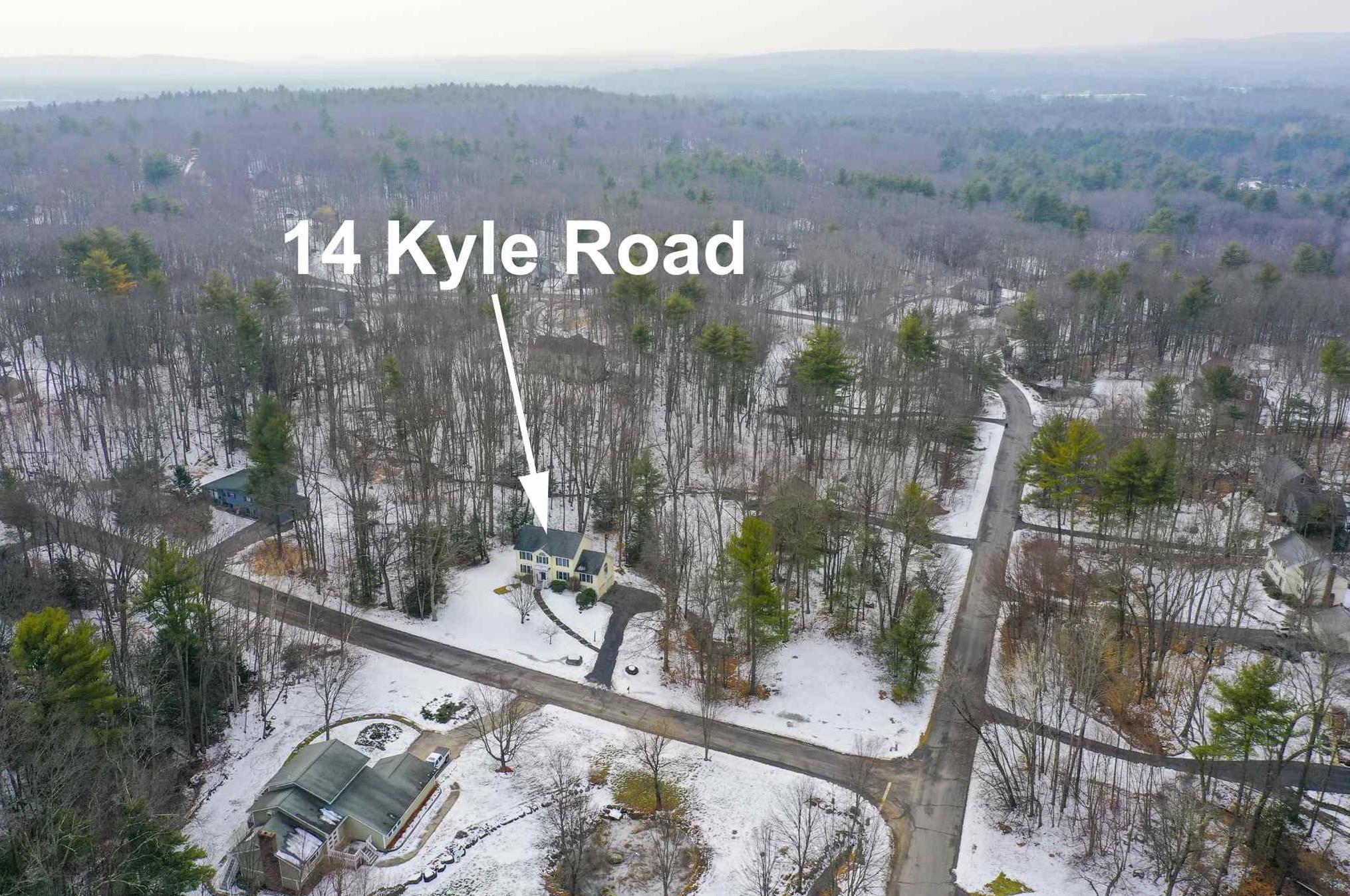 14 Kyle Rd, Merrimack NH 03054-4573 exterior