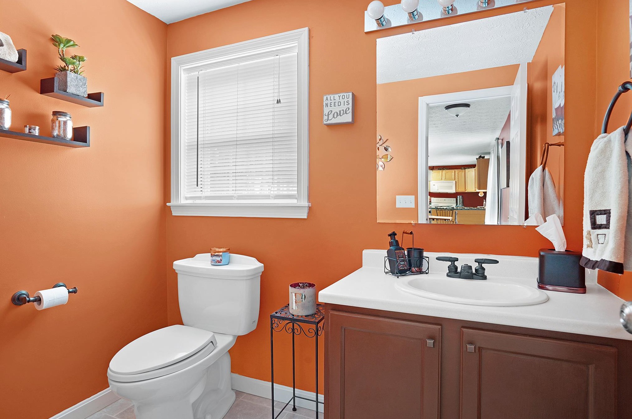 14 Kyle Rd, Merrimack NH 03054-4573 exterior