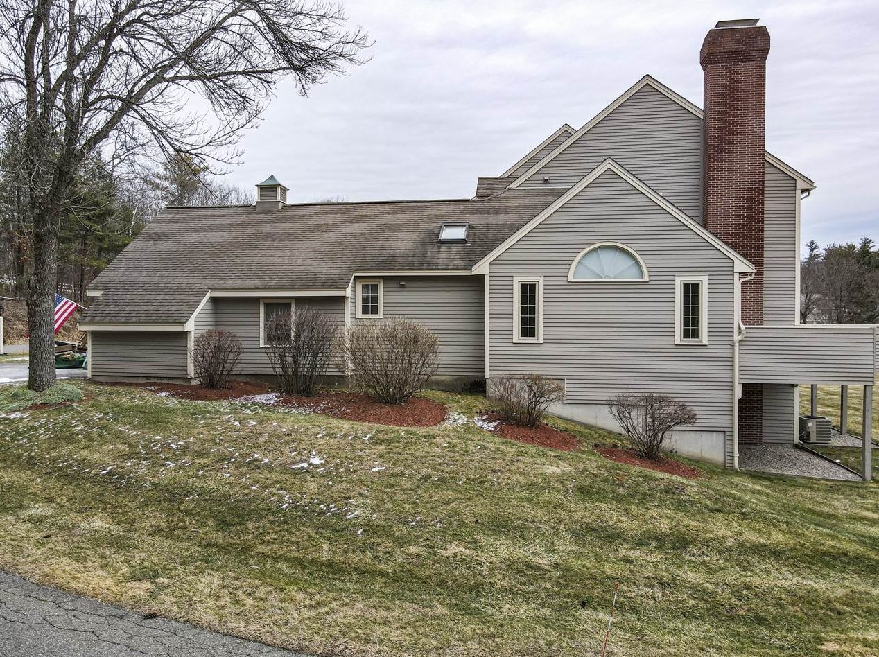 11 William Pond Rd, Atkinson, NH 03811-2167
