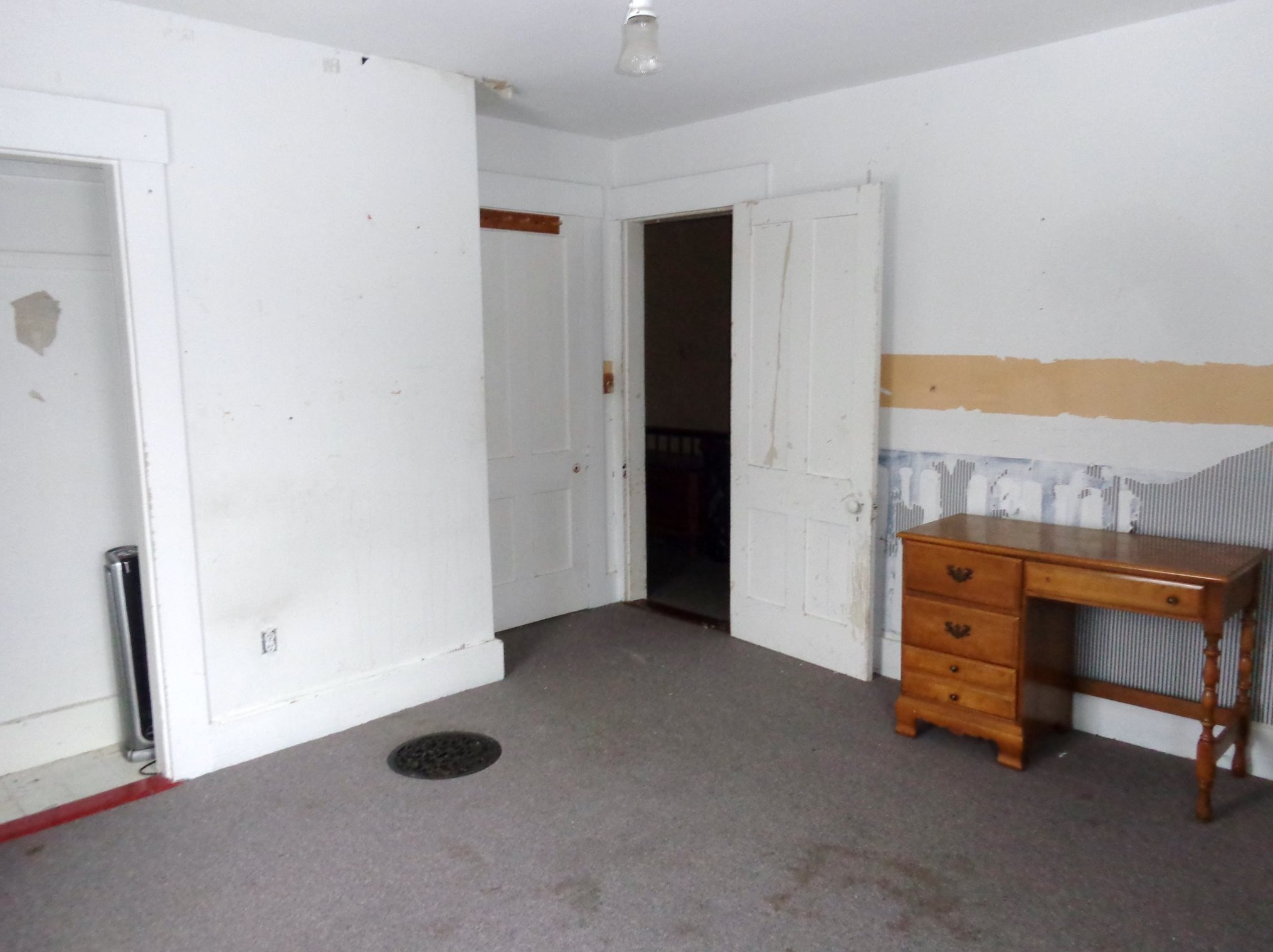 18 Winter St, Bridgewater NH 03264-1422 exterior