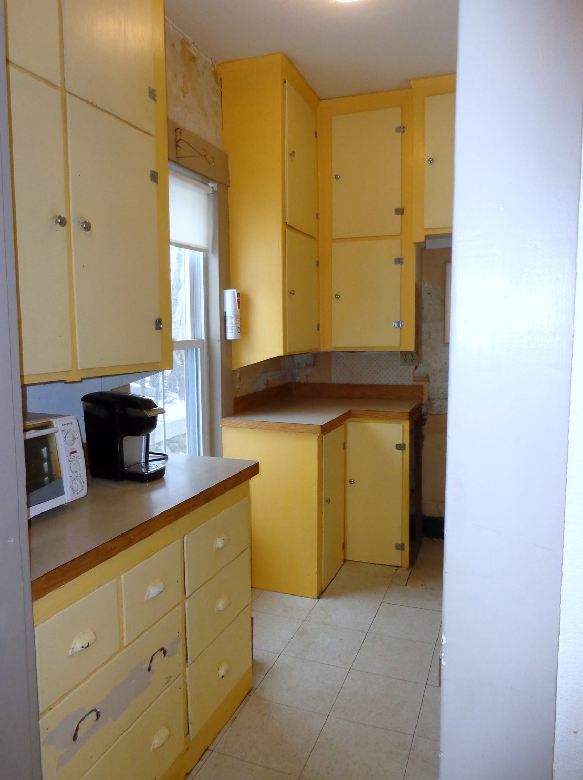 18 Winter St, Bridgewater NH 03264-1422 exterior