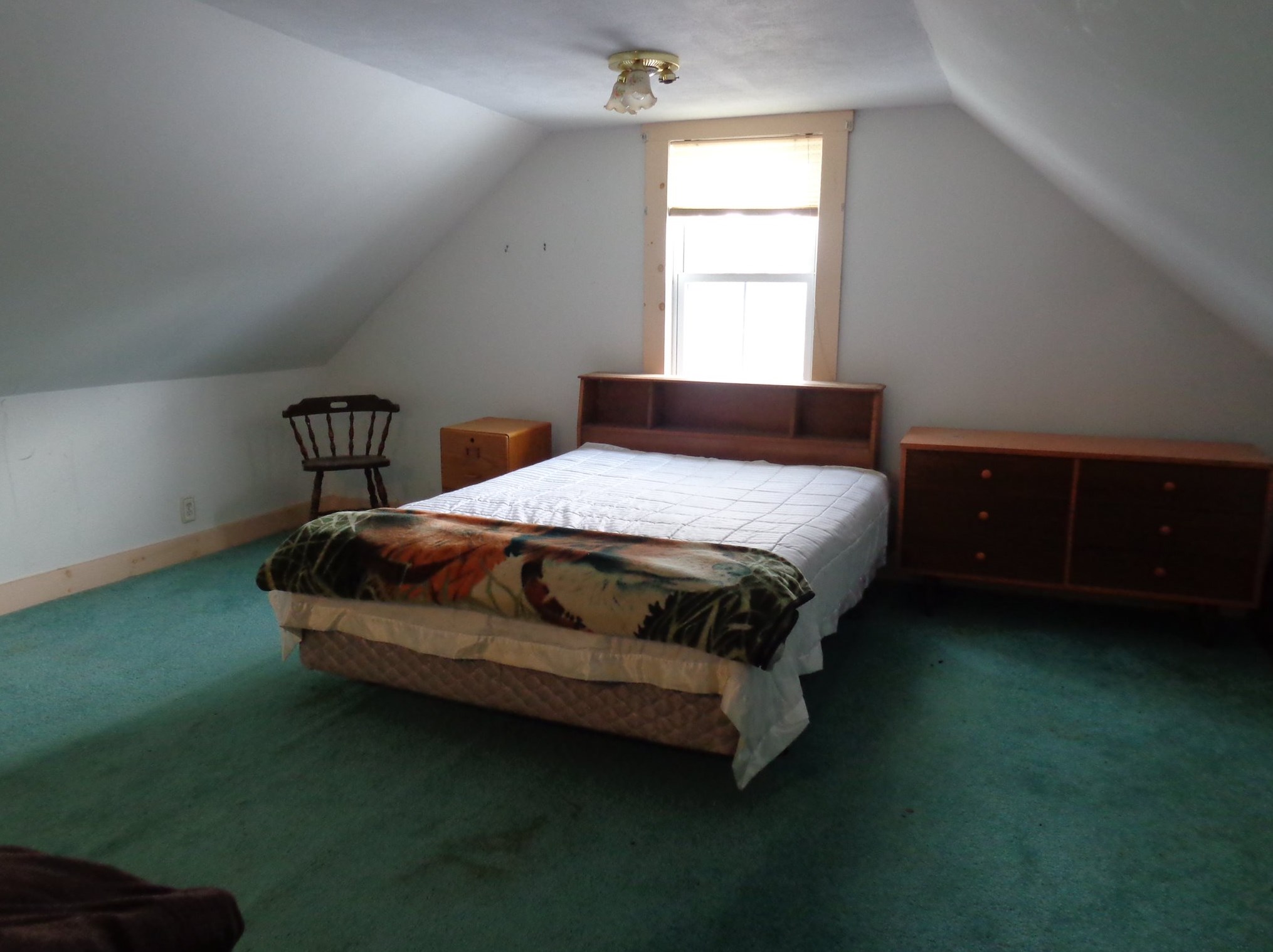 18 Winter St, Bridgewater NH 03264-1422 exterior