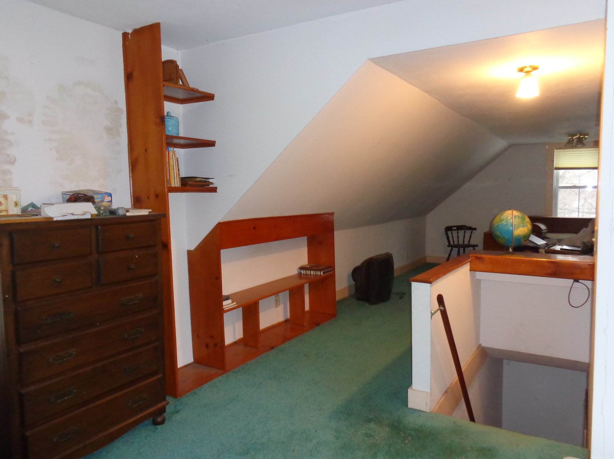 18 Winter St, Bridgewater NH 03264-1422 exterior