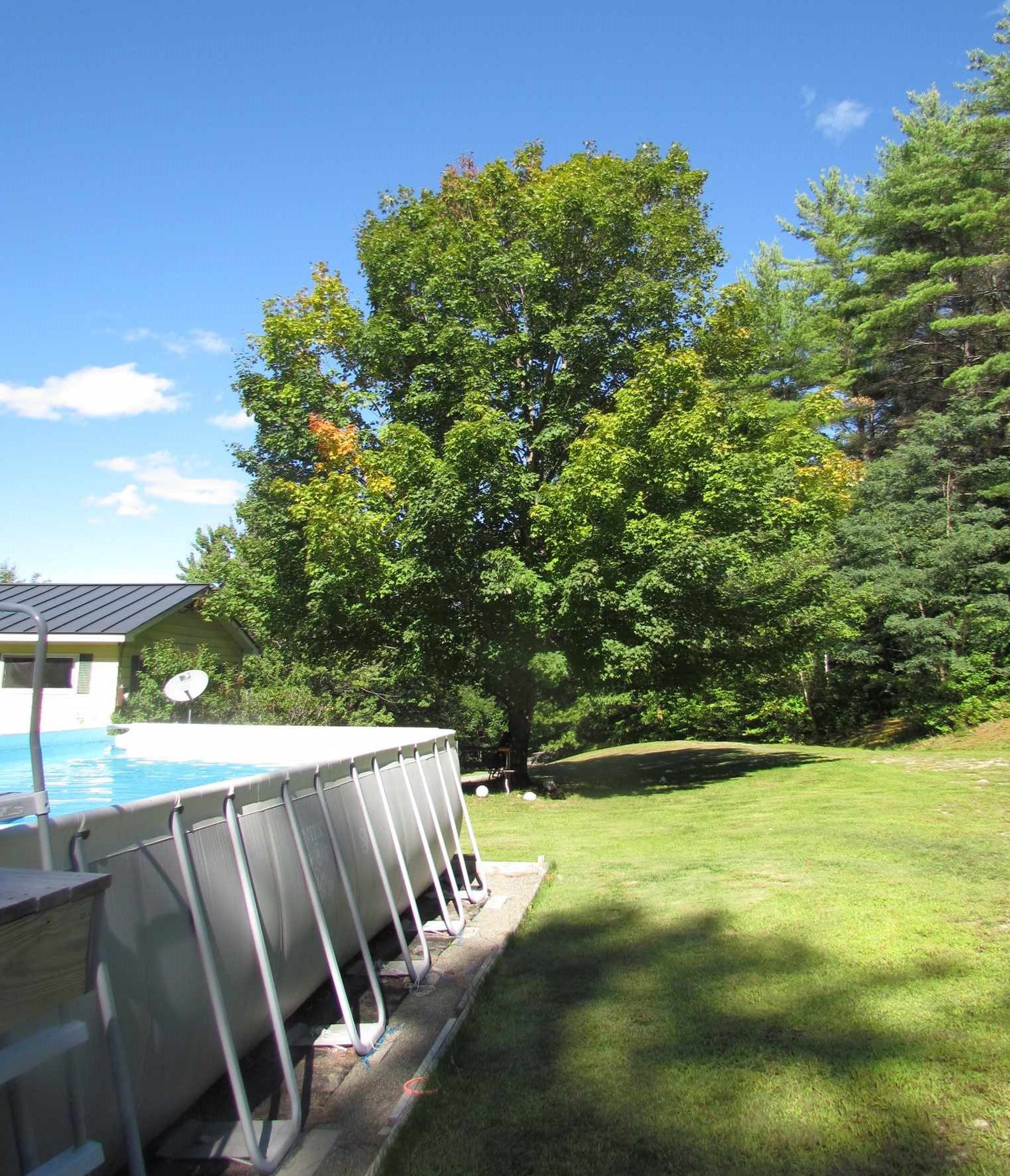 17 Ledgewood Dr, Cornish NH 03745-4646 exterior