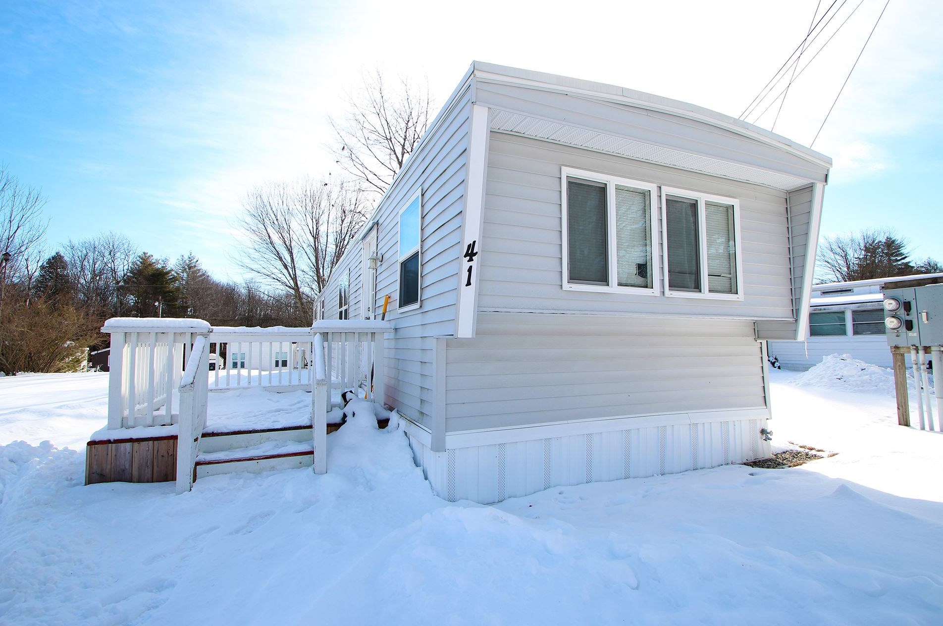 41 Crystal Springs Way, Somersworth, NH 03878
