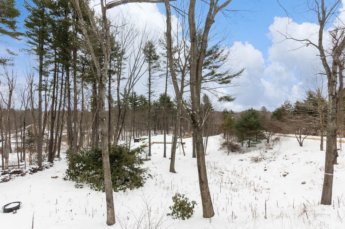 3 Langdon Rd, Windham NH 03087-2343 exterior