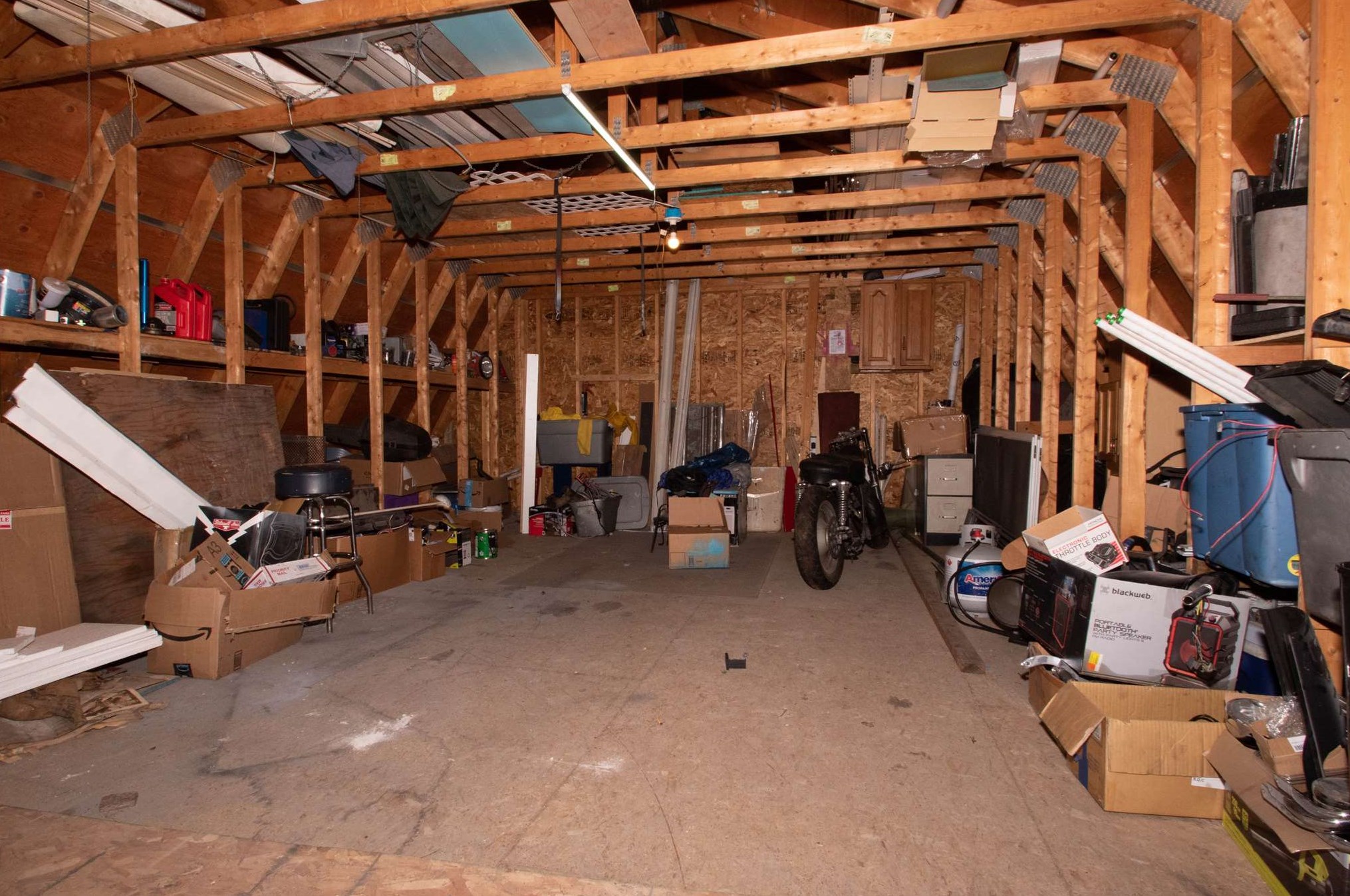 660 Montgomery St, Manchester NH 03102-3523 exterior