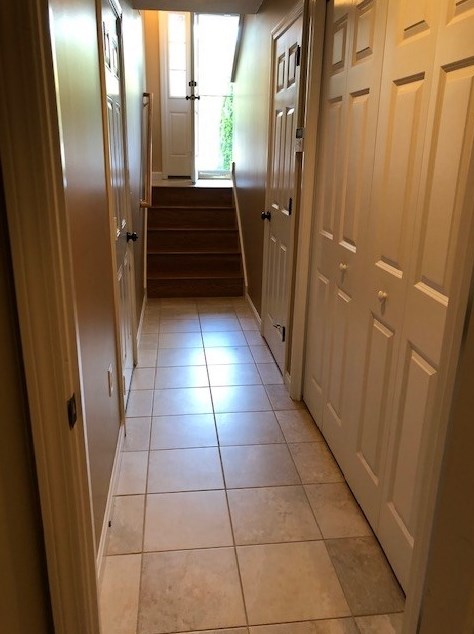 77 Hackett Hl Rd, Manchester NH 03106-2522 exterior