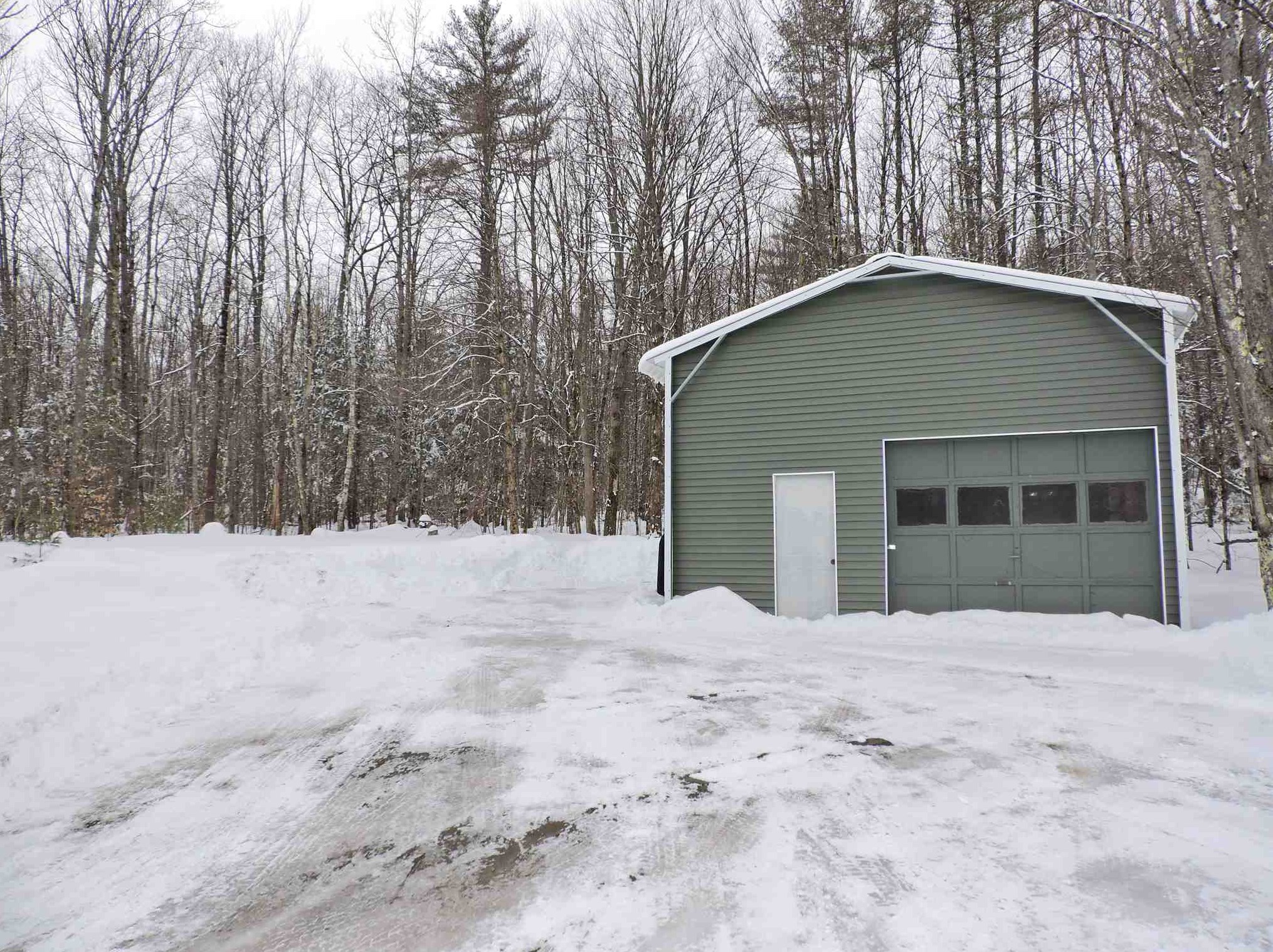 24 Arlen Dr, Nelson, NH 03445 exterior