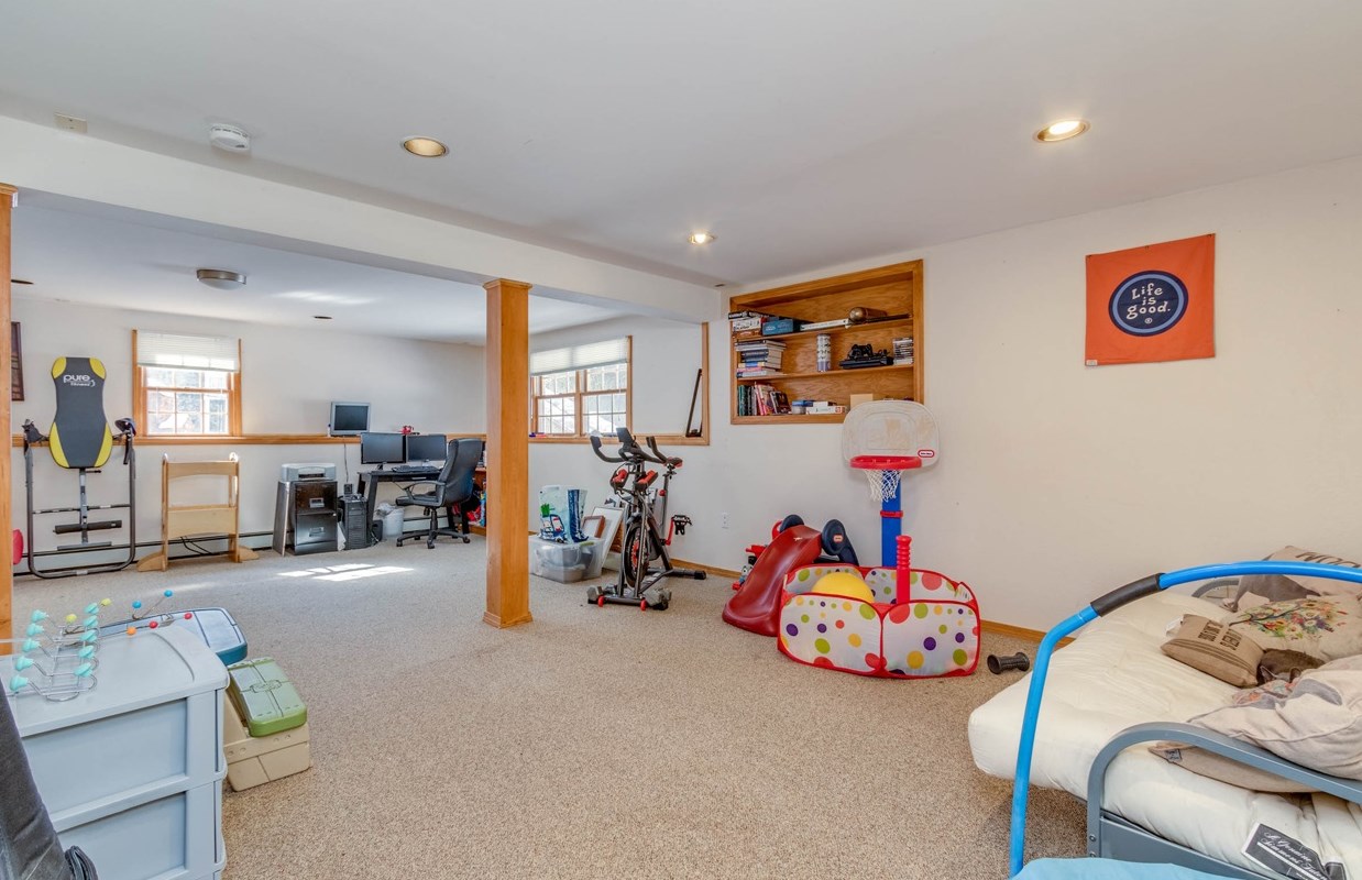 7 Colman Path, Merrimack NH 03054-2939 exterior