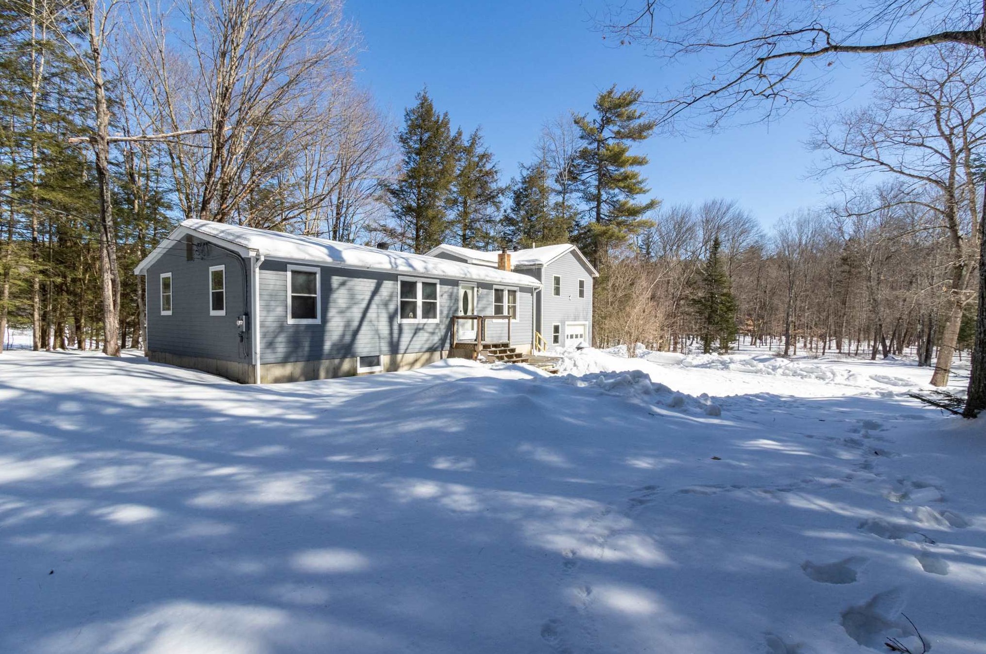 158 Owl Brook Rd, Ashland, NH 03217 exterior