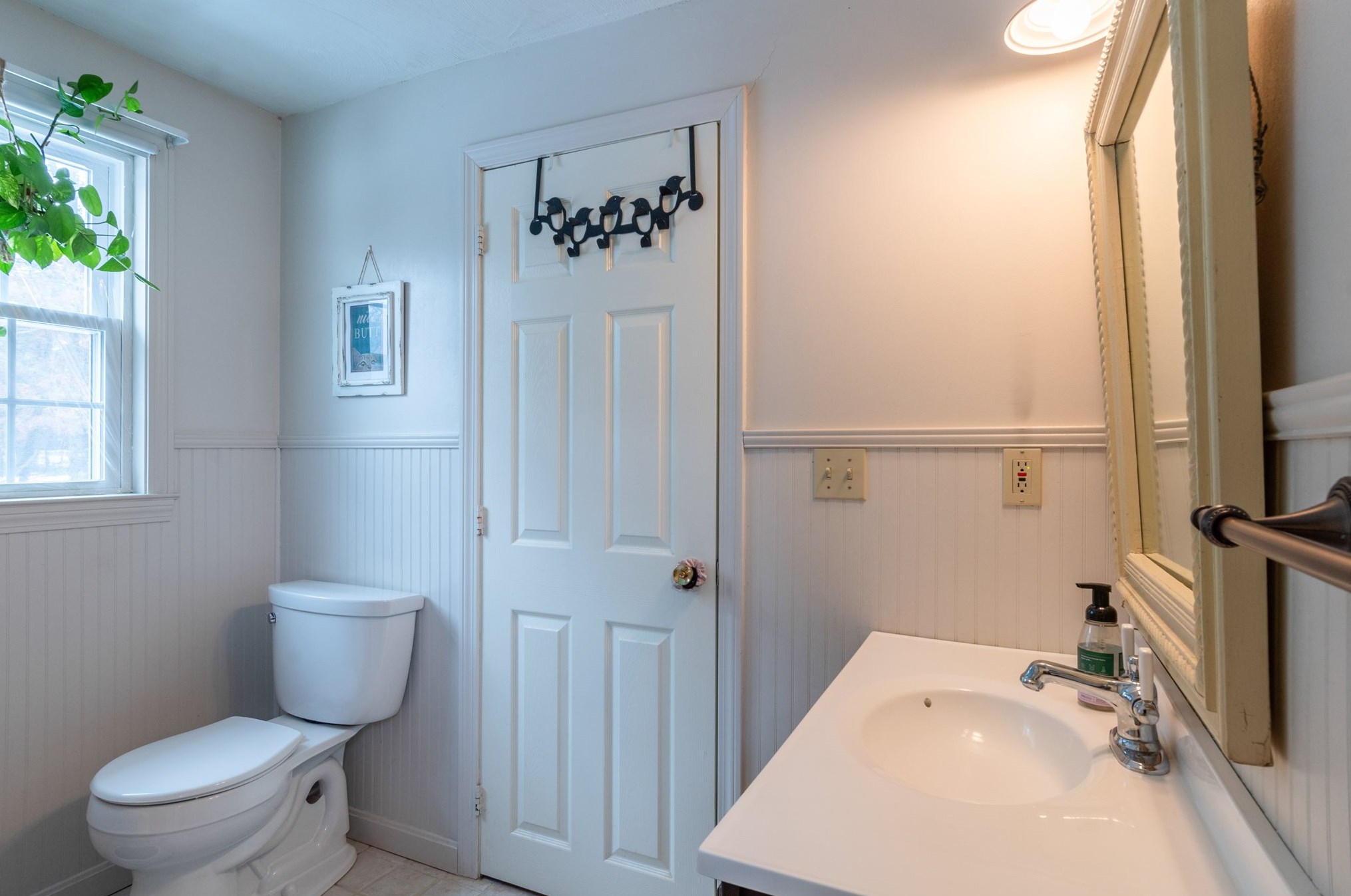 3 Cota Rd, Merrimack NH 03054-4048 exterior