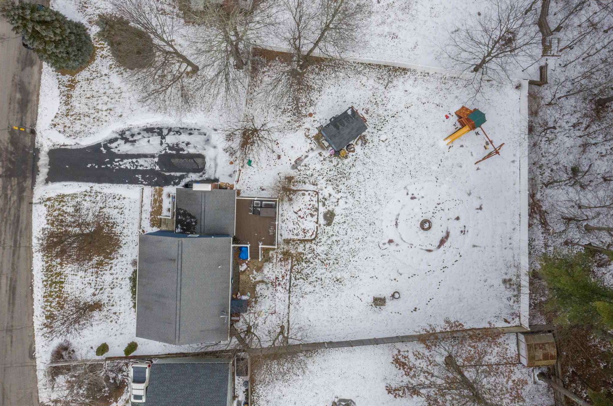 3 Cota Rd, Merrimack NH 03054-4048 exterior