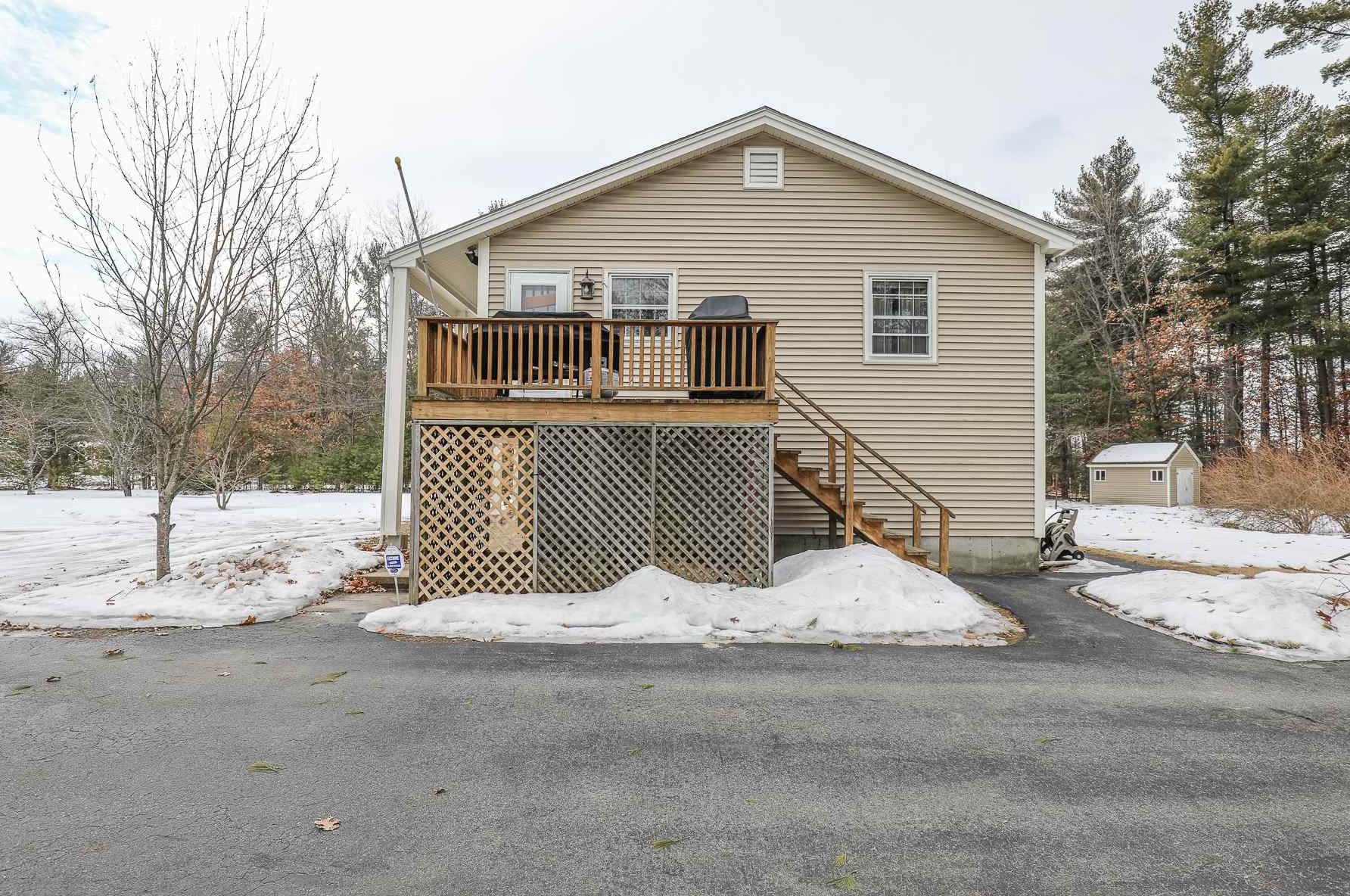 12 Frst Ln, Hudson NH  03052 exterior