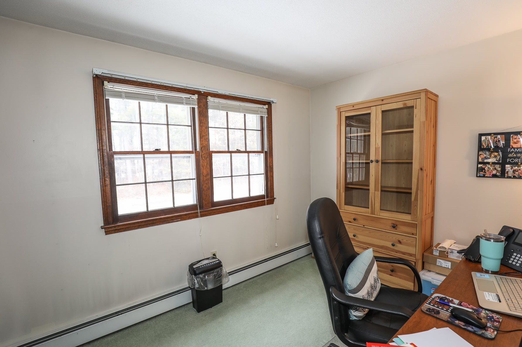 12 Frst Ln, Hudson NH  03052 exterior